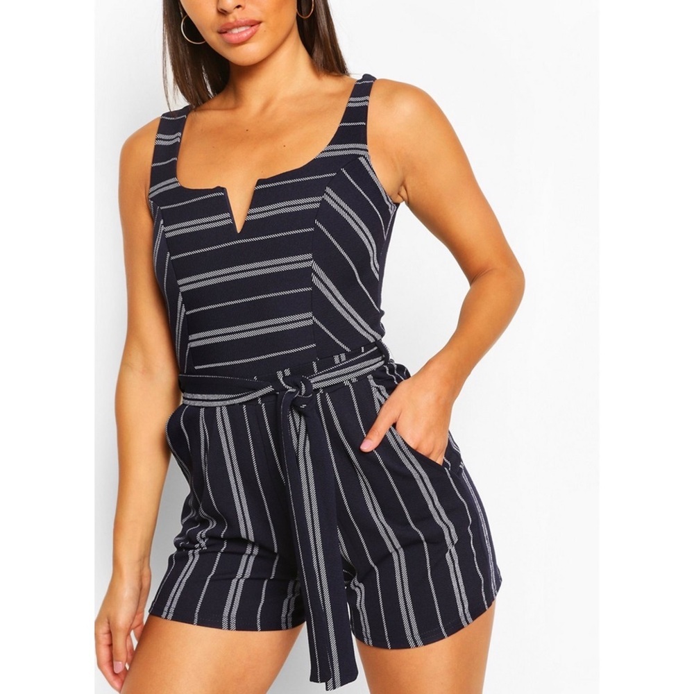 NWT Boohoo Navy Stripe Notch Neck Romper 12 Coastal Preppy Ivy League Chic New
